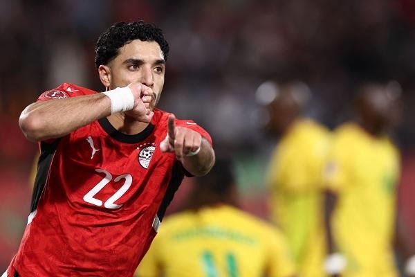 مرموش يكسر صيامه مع منتخب مصر...