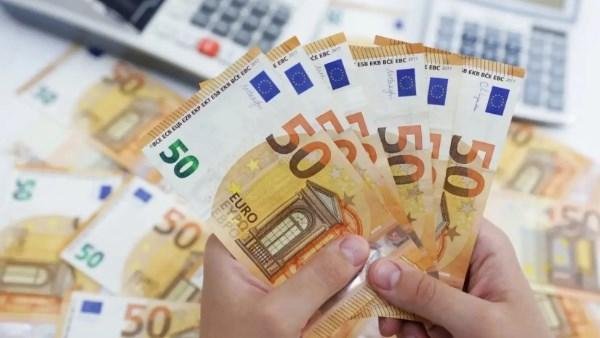 سعر اليورو في البنك الأهلي وبن...