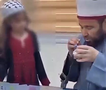 استقالة وزير الأوقاف الفلسطيني بعد فيديو مثير للجدل
