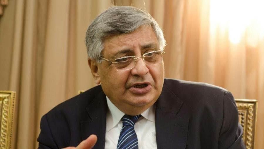 مستشار رئيس الجمهورية لشئون الصحة يطمئن المصريين: لم نرصد أي فيروسات شديدة الخطورة | فيديو