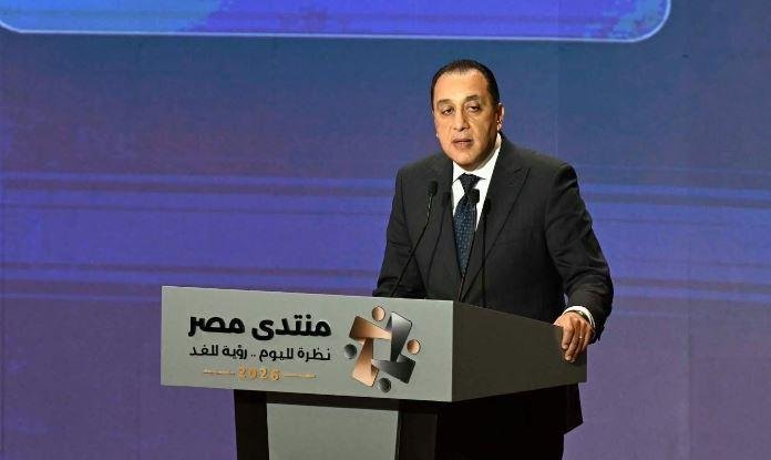 رئيس الوزراء: التطوير فى البنية الأساسية كان لا بد أن يتم بالتوازى مع تطوير التعليم
