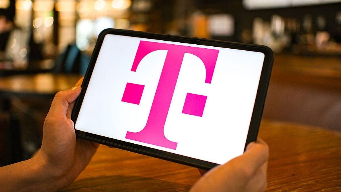 T-Mobile iPhone Handoff fee: W...