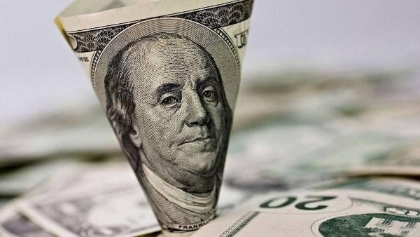بعد تخطيه الـ55.. سعر الدولار اليوم مقابل الجنيه