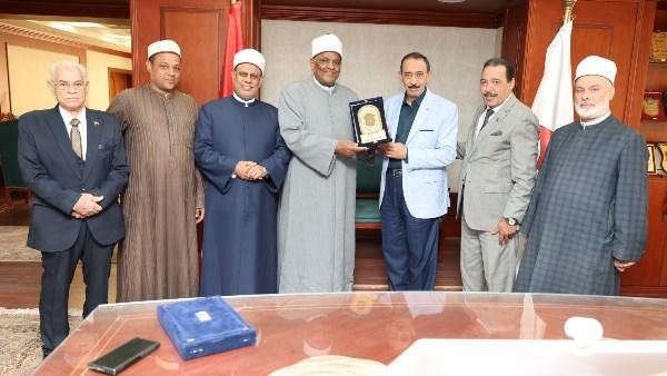رئيس مصالحات الأزهر ومحافظ سوهاج يبحثان تكثيف الجهود لإعلان المحافظة خالية من الثأر