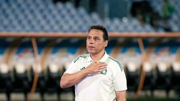 حسام البدري: لم نفاوض أي لاعب من الأهلي أو الدوري المصري