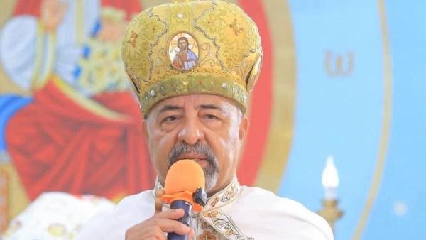 الأنبا إبراهيم إسحق يترأس القداس الإلهي بكنيسة الملاك ميخائيل ببني شقير