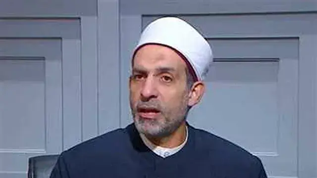 هل يصل ثواب قراءة الأذكار للمت...