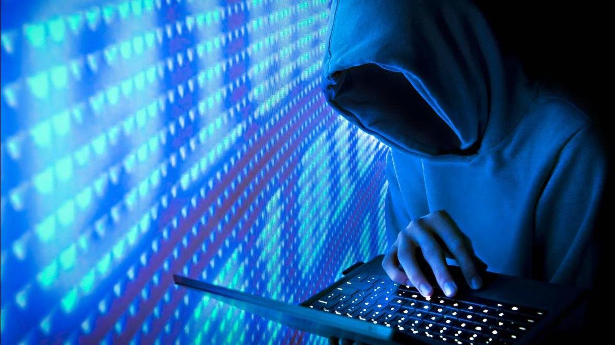 حالات الإعفاء الجوازية والوجوبية في الجريمة الإلكترونية طبقا للقانون