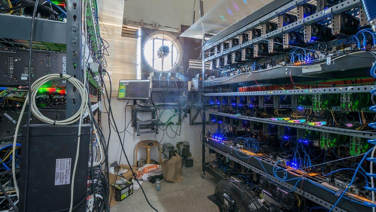 Mexican cartel crypto farm sei...