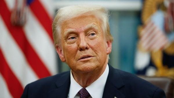 ترامب: نتفاوض مع روسيا بشأن إيران.. وزيلينسكي يعرقل جهود السلام
