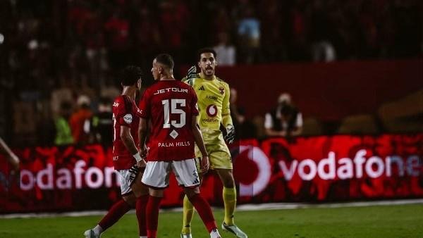 عيب يا بهوات اتكسفوا.. علاء ميهوب يهاجم لاعبي الأهلي بعد التعادل مع القناة
