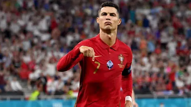 أرقام كريستيانو رونالدو مع منت...