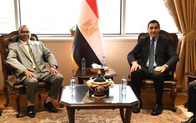 وزير الرياضة يستقبل نظيره السوداني بالعاصمة الجديدة
