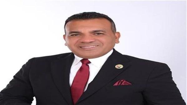 نائب يطالب بتفعيل التأمين على العقارات وتطوير المناطق غير المخططة بالقاهرة