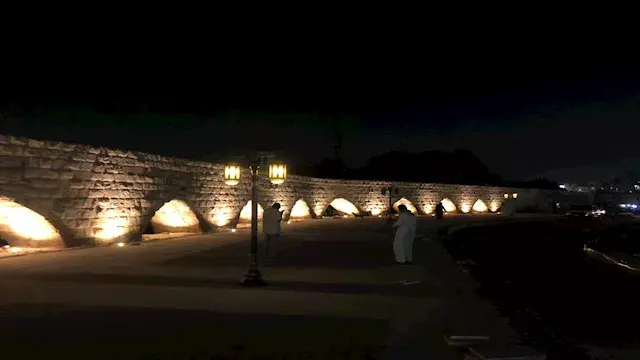 صور| سور مجرى العيون يعود للحي...