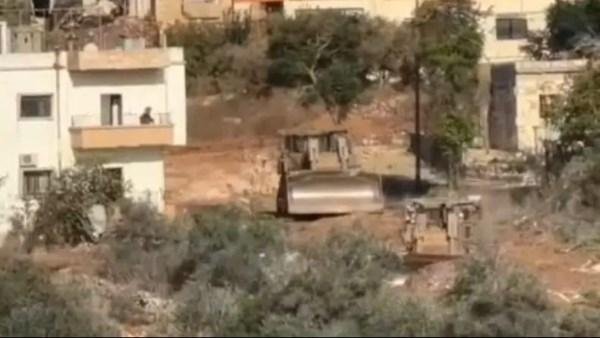 جنوب لبنان.. توغل إسرائيلي في "زوطر الغربية" وتقدم دبابة «ميركافا» باتجاه أطراف إبل السقي