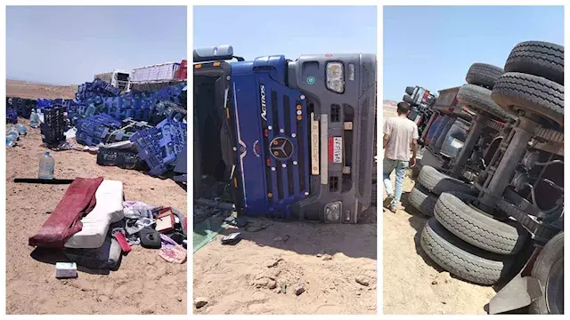 انقلاب مقطورة محملة بالمياه ال...