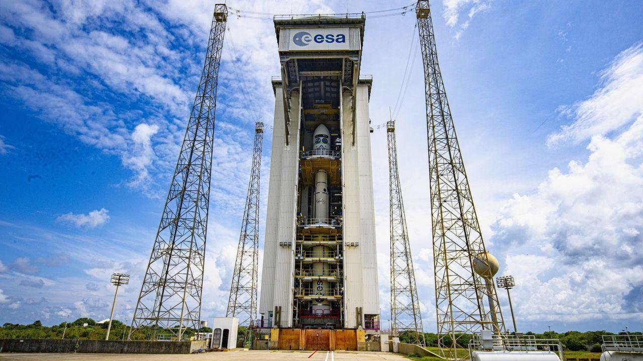 2 European Earth-observing sat...