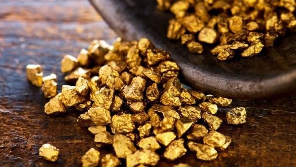 تقرير: الذهب والطاقة والتمويل...