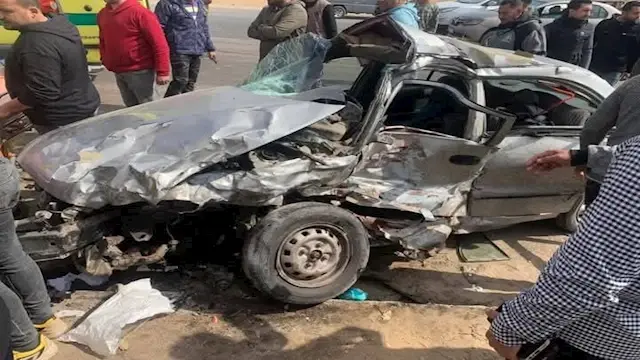 إصابة 9 أشخاص في تصادم ميكروباص وملاكي على صحراوي المنيا