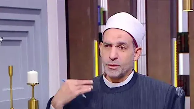 هل ارتداء الأسود للأبناء بعد ا...