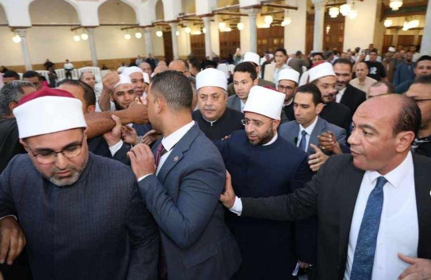 وزير الأوقاف يشارك احتفال الجامع الأزهر بالذكرى الثالثة والخمسين لانتصارات أكتوبر المجيدة