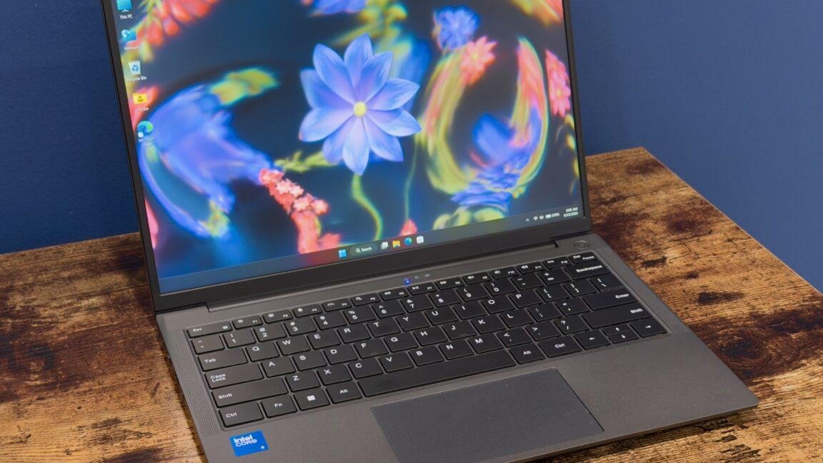 Review: Chuwi's $449 Unibook l...
