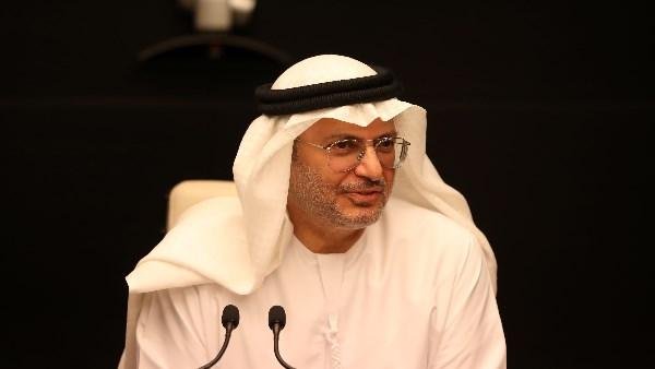 في ذكرى النصر.. أنور قرقاش يشيد بالرئيس السادات