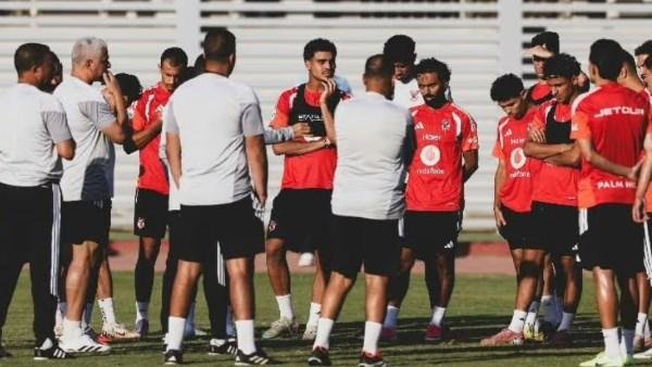 عموتة يعلن تشكيل الأهلي أمام بترول أسيوط