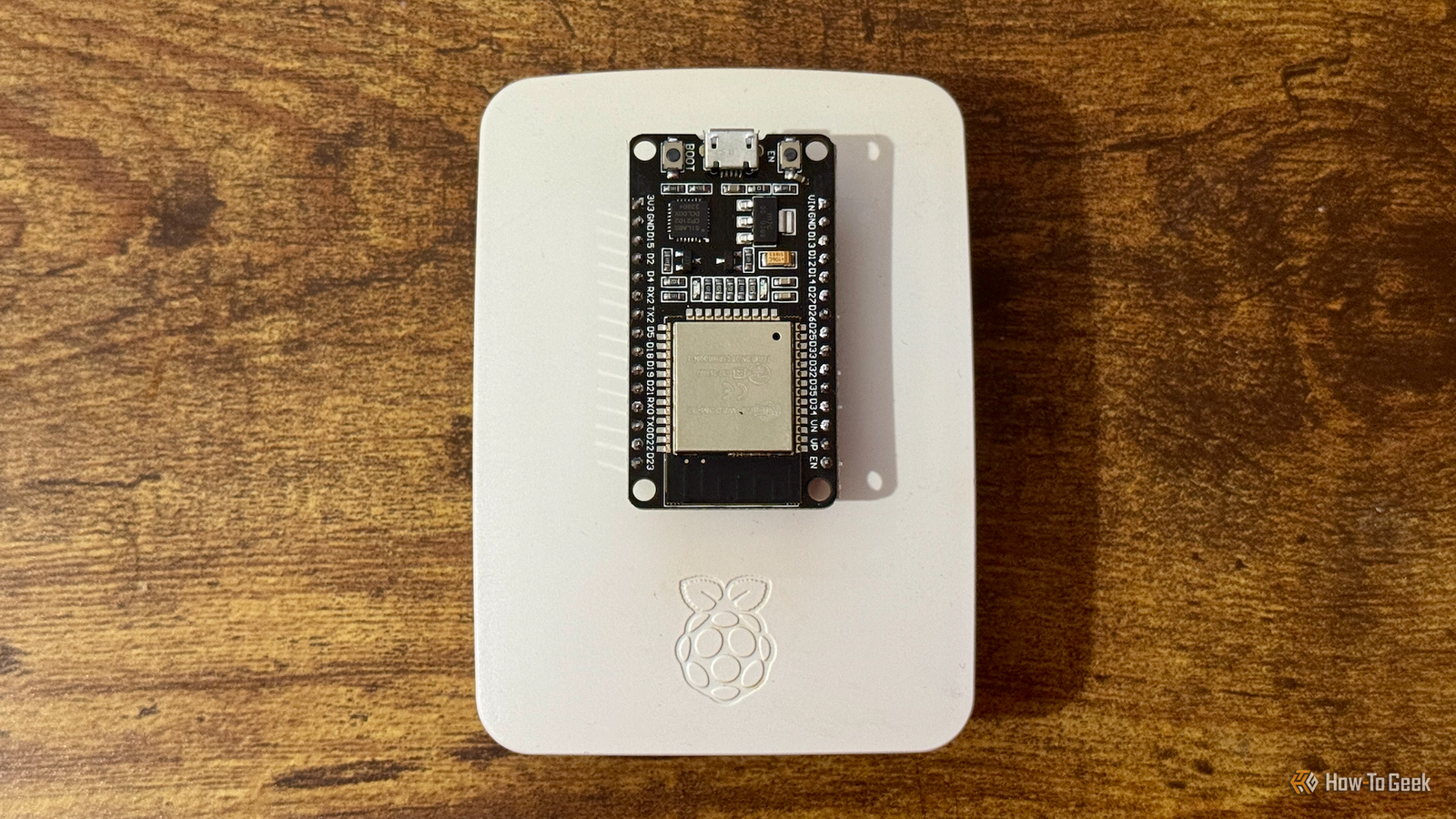 An $8 ESP32 beats Raspberry Pi...