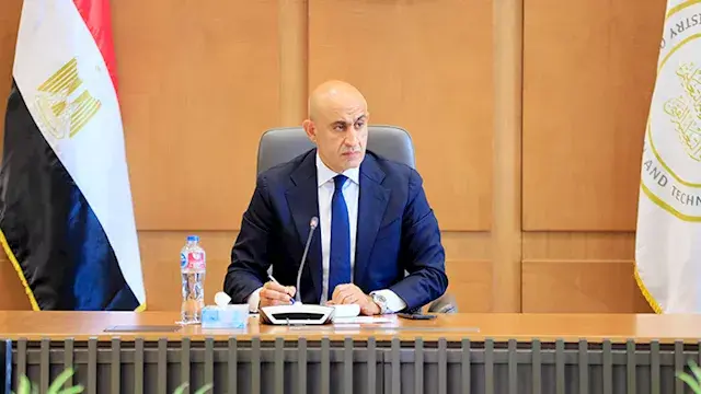 وزير التعليم يكشف لواقع مصر سب...