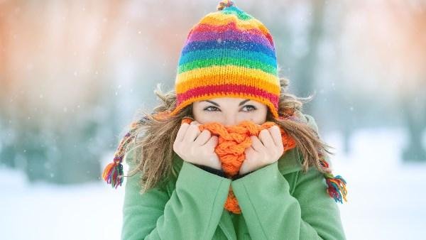 بعد العودة للتوقيت الشتوي.. 5 أبراج تعشق أجواء الشتاء وتنتظر قدومه