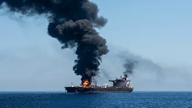 الدفاع الروسية: قصفنا سفينة شحن تابعة للجيش الأوكراني بالبحر الأسود