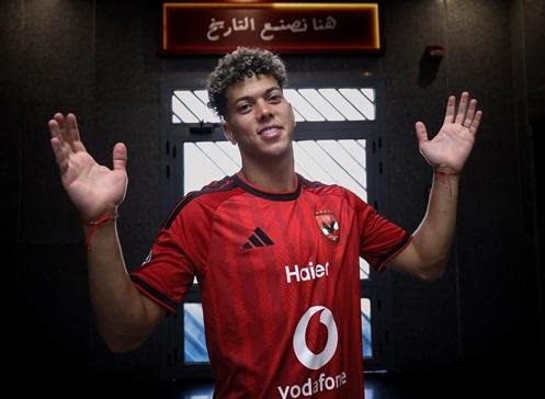 عمرو زكي ينتقد إمام عاشور بعد القمة: تصرفاتك تستفز جماهير الزمالك
