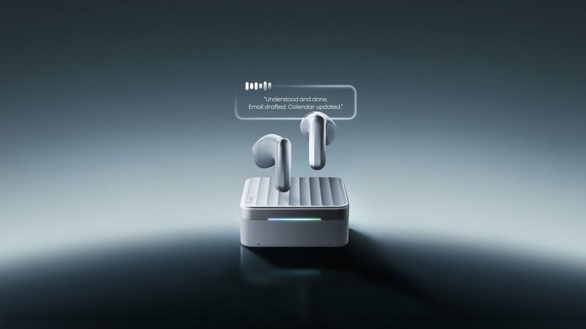 Plaud’s new earphones come wit...