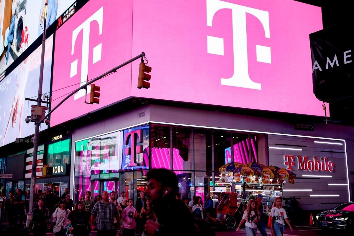 T-Mobile ‘chopped a cable’ to...