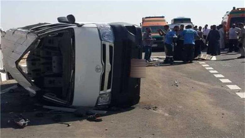 إصابة 14 شخصا في انقلاب ميكروباص على طريق أسيوط الغربي بالفيوم