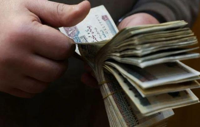 خبراء: رفع الفائدة تحرك استباقي لاحتواء الضغوط التضخمية ودعم جاذبية الاستثمار في الجنيه