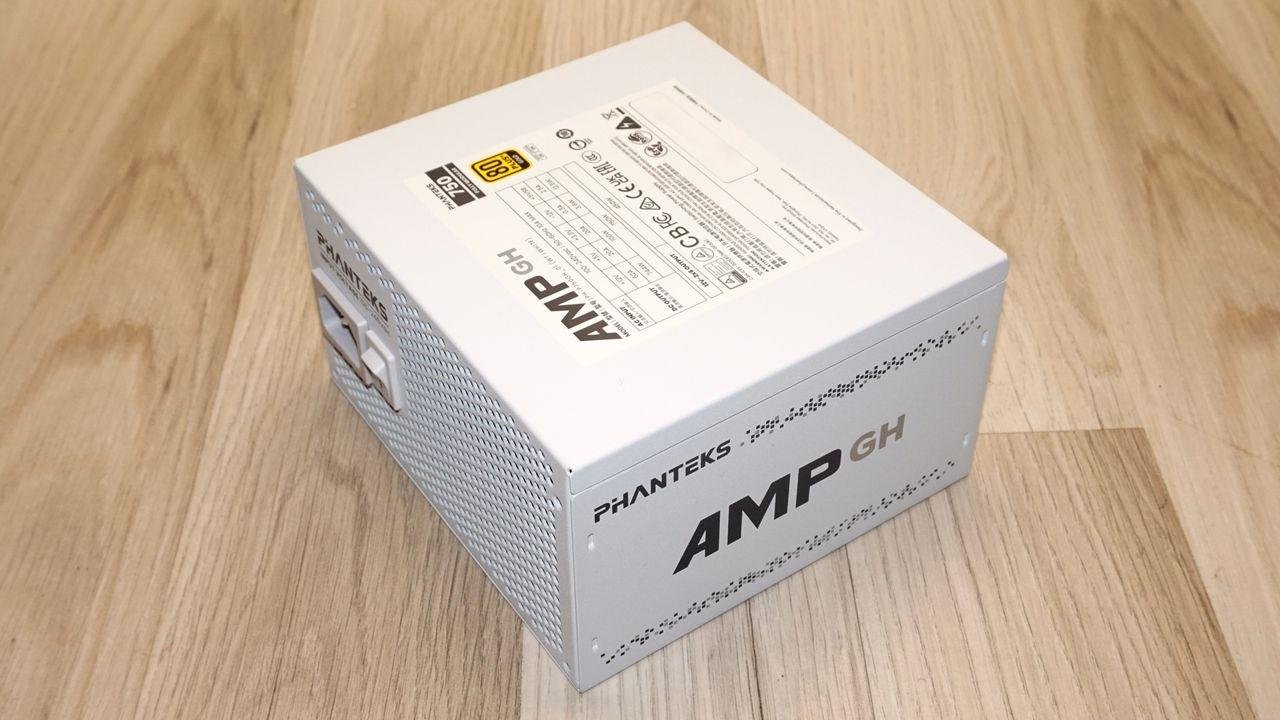 Phanteks AMP GH 750W power sup...