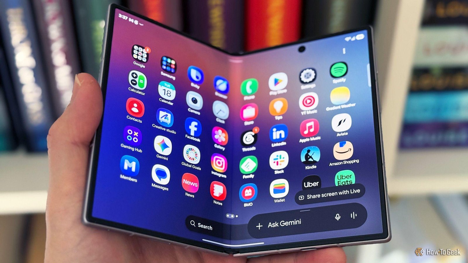 Samsung Galaxy Z Fold 8 Review...