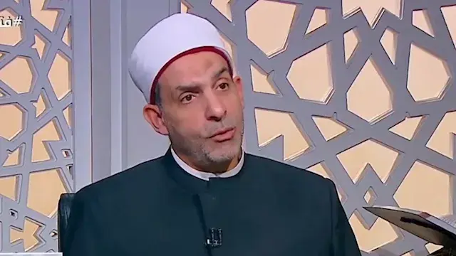ما حكم الصلاة إذا لم يجهر الإمام بالبسملة؟.. أمين الفتوى يوضح