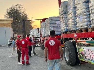 الهلال الأحمر المصري: إدخال أكثر من مليون طن من المساعدات الإنسانية والإغاثية إلى غزة