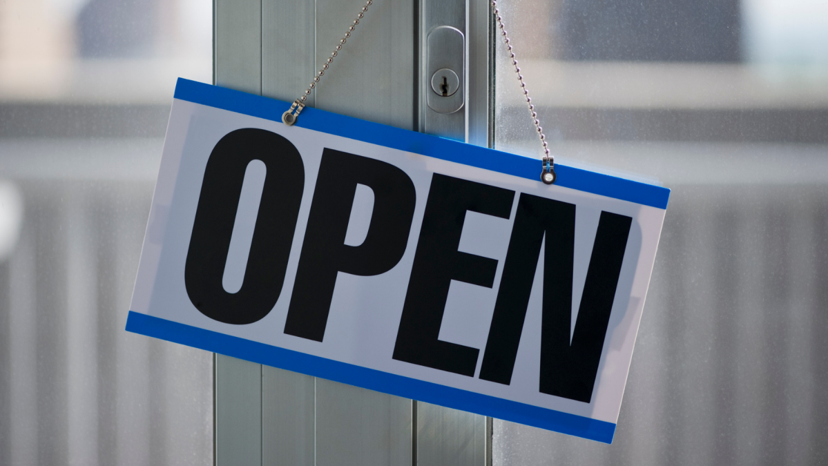 Which stores are open on Labor...