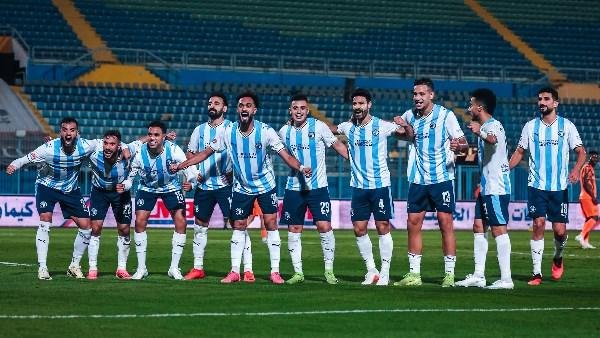 المريخ بنتيو يفتح المدرجات أمام جماهيره ضد بيراميدز مجانا