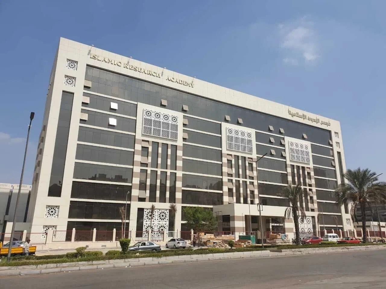 بتوجيهات الإمام الأكبر.. البحوث الإسلامية يتحرك ميدانيًا لتعزيز الوعي وترسيخ الانتماء