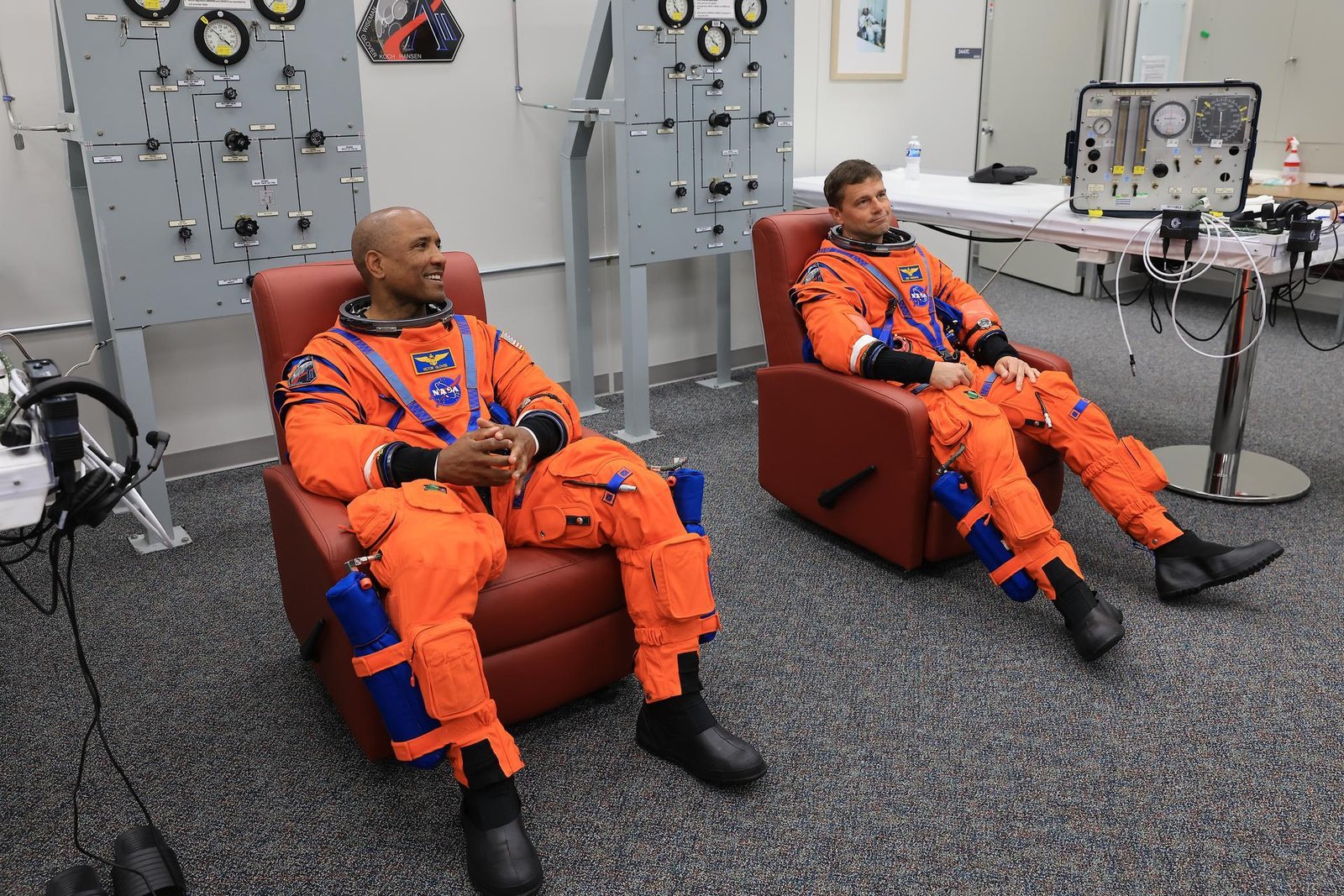 NASA Names Two Artemis II Astr...