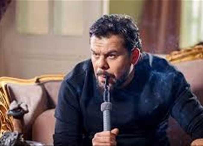 أبرزهم كريم عبدالعزيز ونور .....
