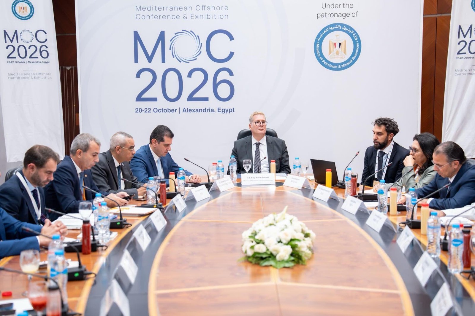 وزير البترول يقود حوارا مع شركاء الاستثمار العالميين حول مستقبل الطاقة في مصر