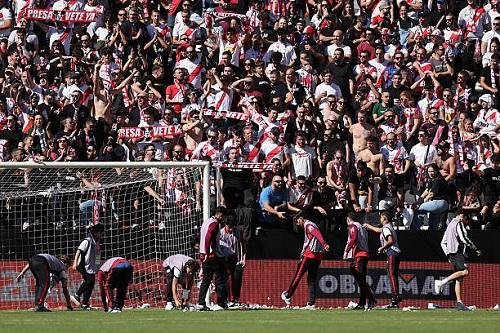 إلغاء مباراة رايو فاليكانو ضد أتلتيك بلباو بسبب احتجاجات الجماهير