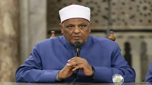 خطيب الأزهر يوجه رسالة للمعلمي...
